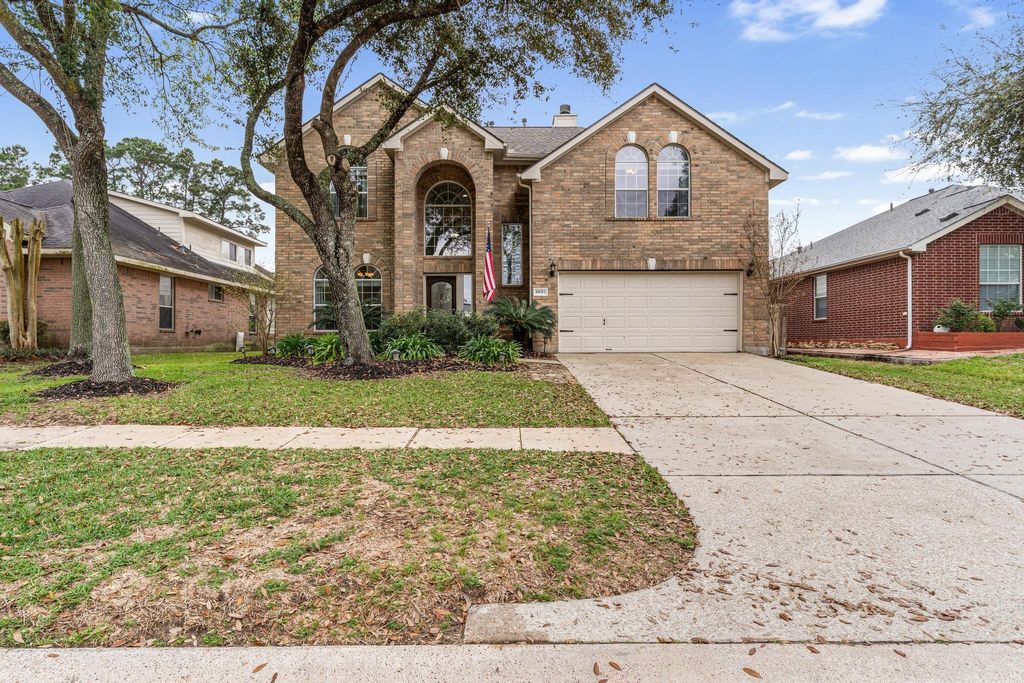Photo of 18011 Yellowstone Trail, Humble, TX 77346 (MLS # 20878958)