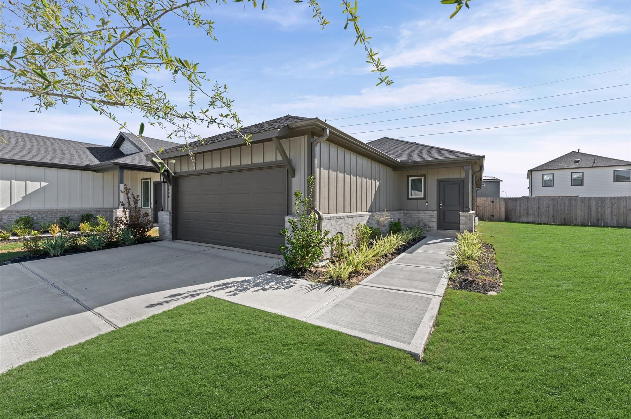 8006 Magnolia Prairie Lane