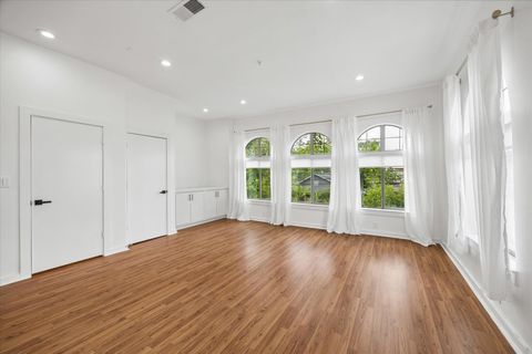 Tiny photo for 806 Jackson Hill Street #201, Houston, TX 77007 (MLS # 94085116)