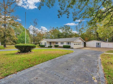 Homes For Sale - 151 Lancewood Circle<br/> Angelina County, Lufkin, TX 75904