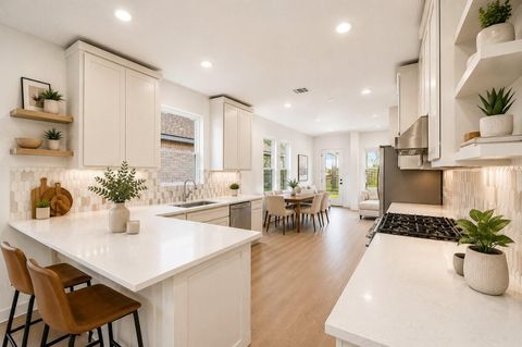 Tiny photo for 27439 Sunterra Village Drive, Katy, TX 77493 (MLS # 43788252)