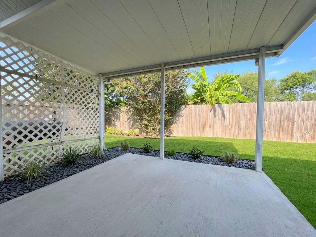 2710 Glen Cullen Lane