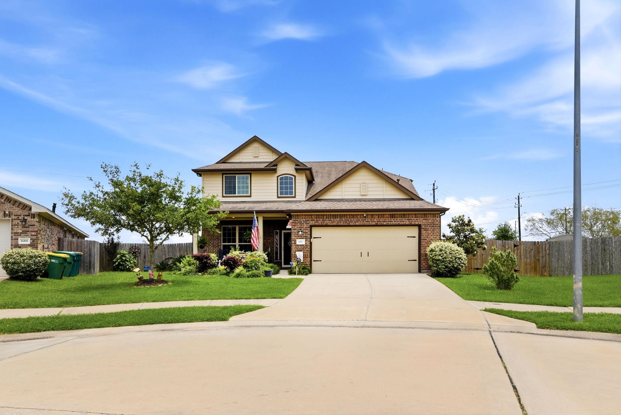 693 Forest Bend Lane