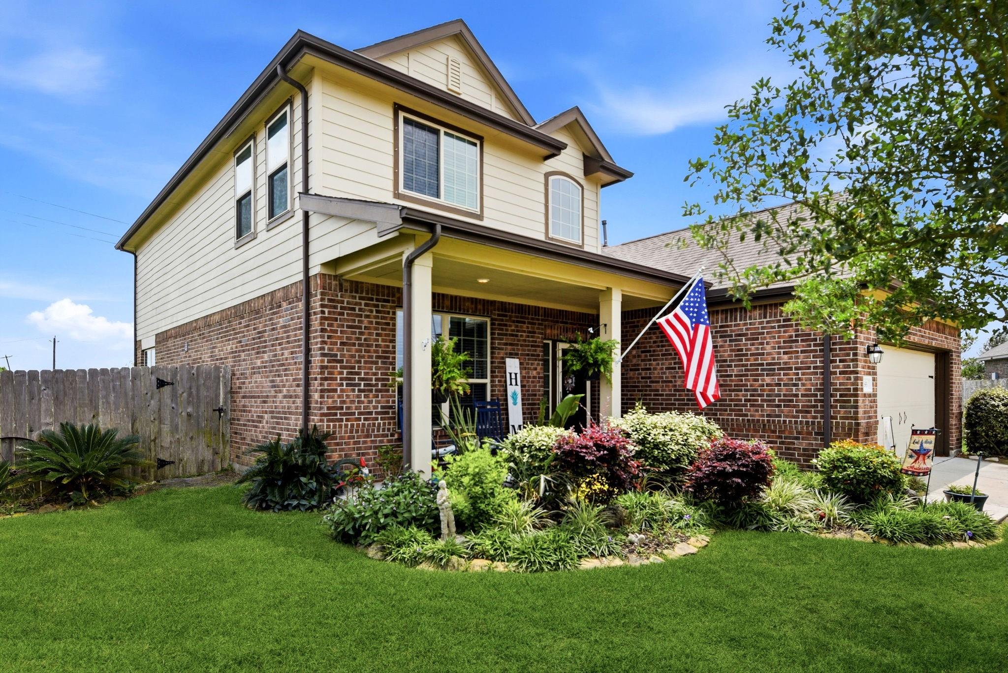 693 Forest Bend Lane