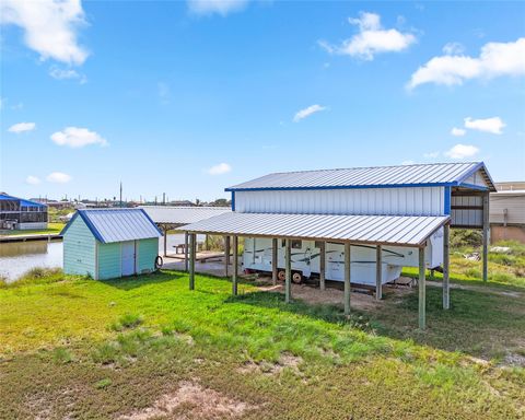 Photo of 14507 Chimaera Road, Sargent, TX 77414 (MLS # 96409069)