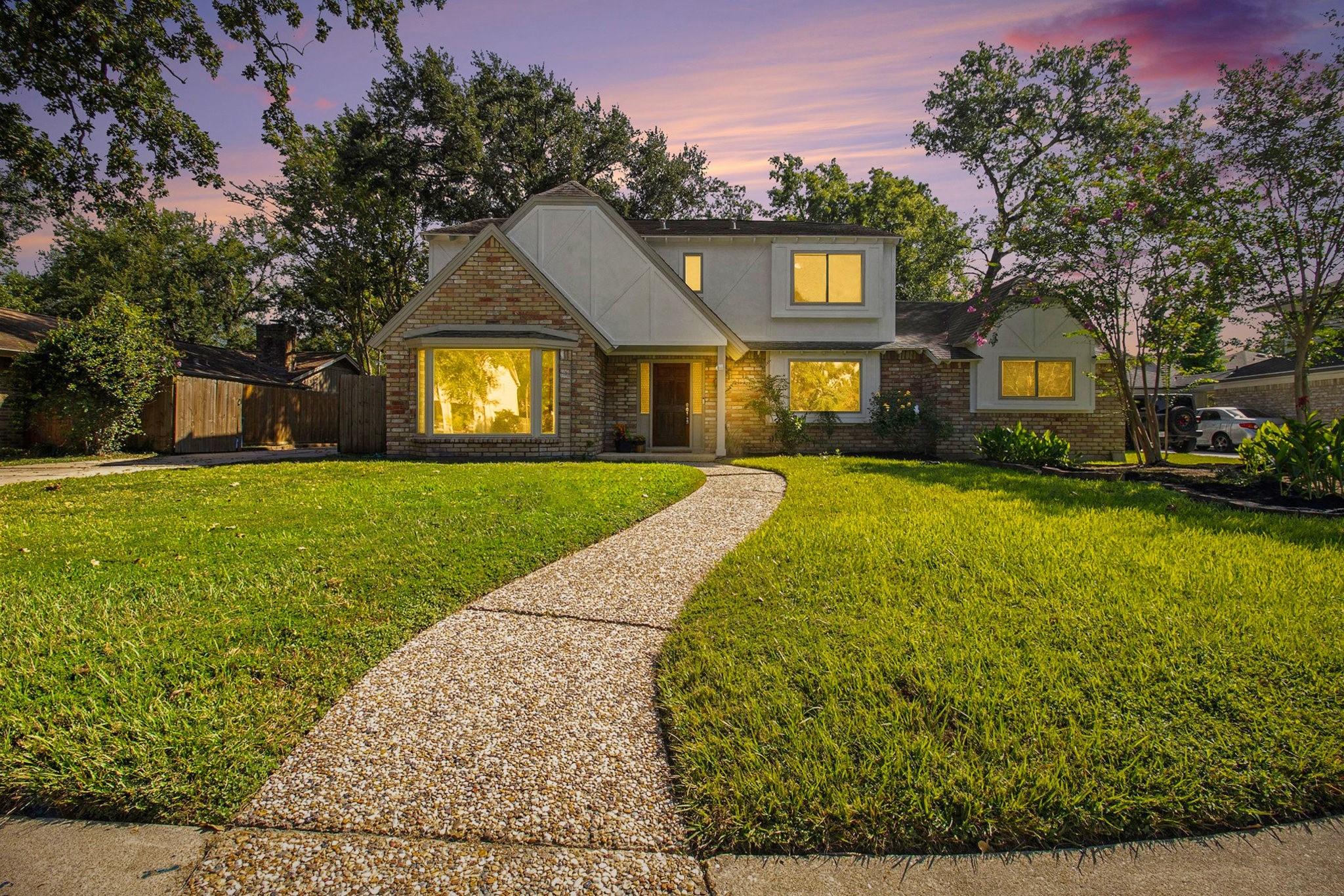 1014 Woodbank Drive