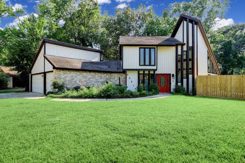 Homes For Sale - 20019 Legend Oak Drive<br/> Humble, TX 77346
