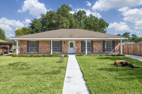 Photo of 11027 Sagehill Drive, Houston, TX 77089 (MLS # 19001150)