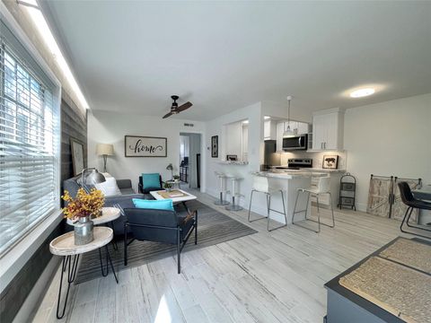 Photo of 1855 Portsmouth Street #7G, Houston, TX 77098 (MLS # 19430957)