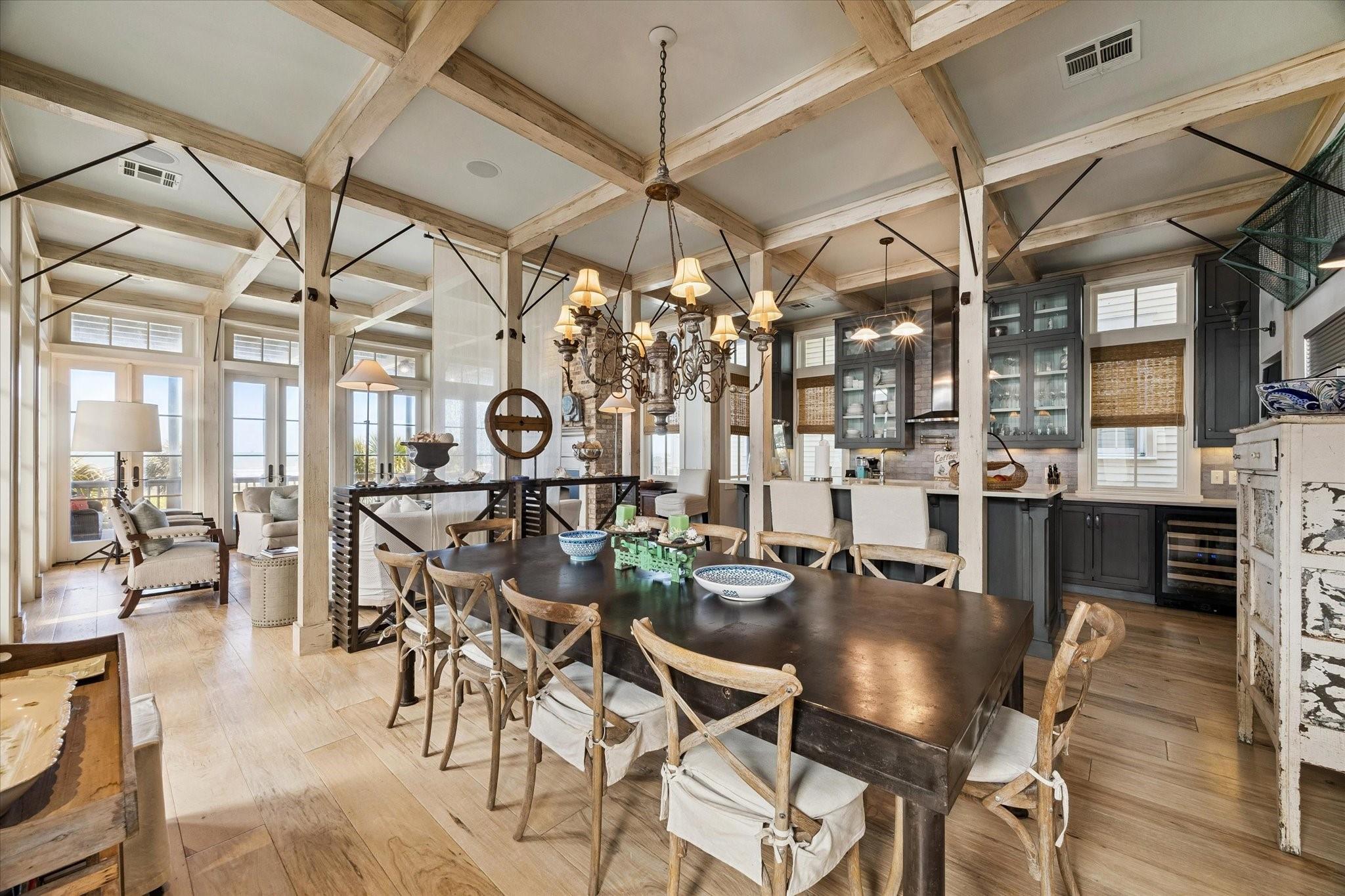 2653 E Seaside Drive