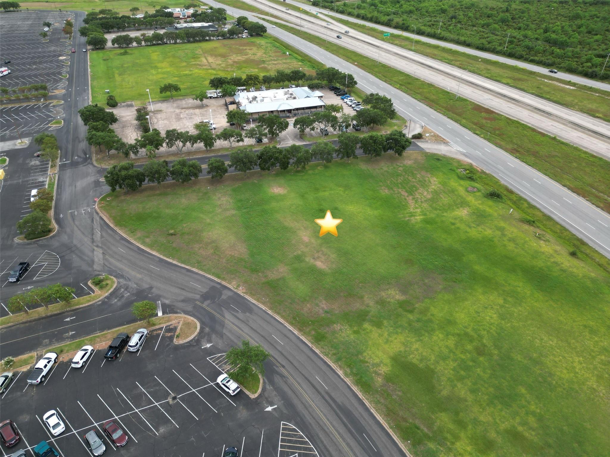 00000 Emmett F Lowry Expressway