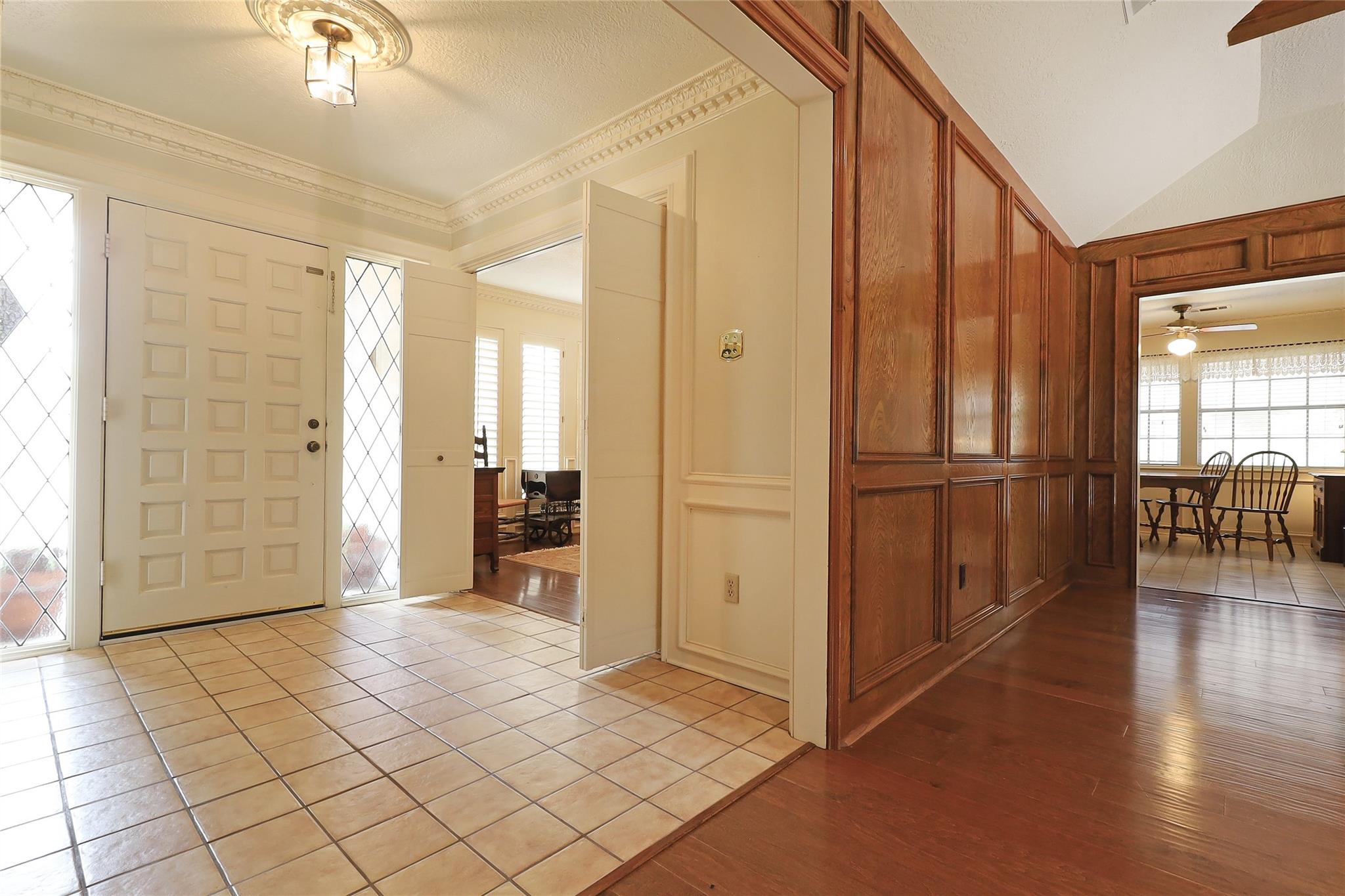 5522 Glenmere Lane