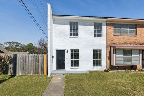 Photo of 9114 Kempwood Drive #9114, Houston, TX 77080 (MLS # 38776635)