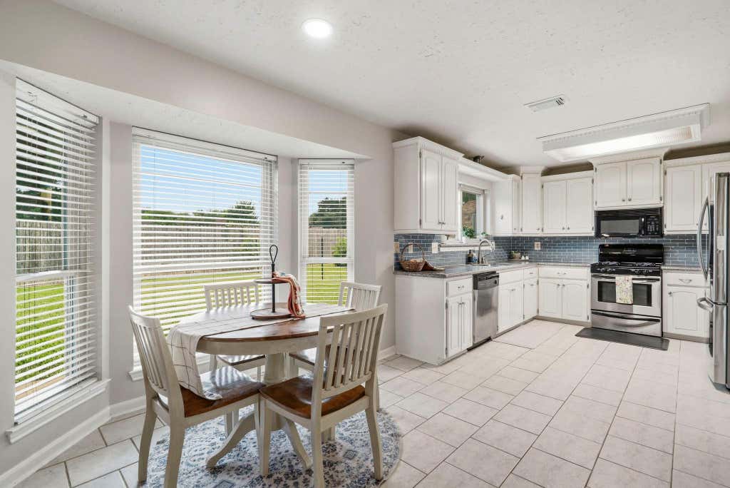 Photo of 2135 Victoria Garden Drive, Richmond, TX 77406 (MLS # 36588272)