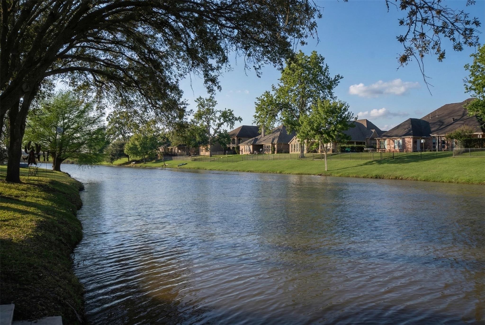 32418 Watersmeet Street