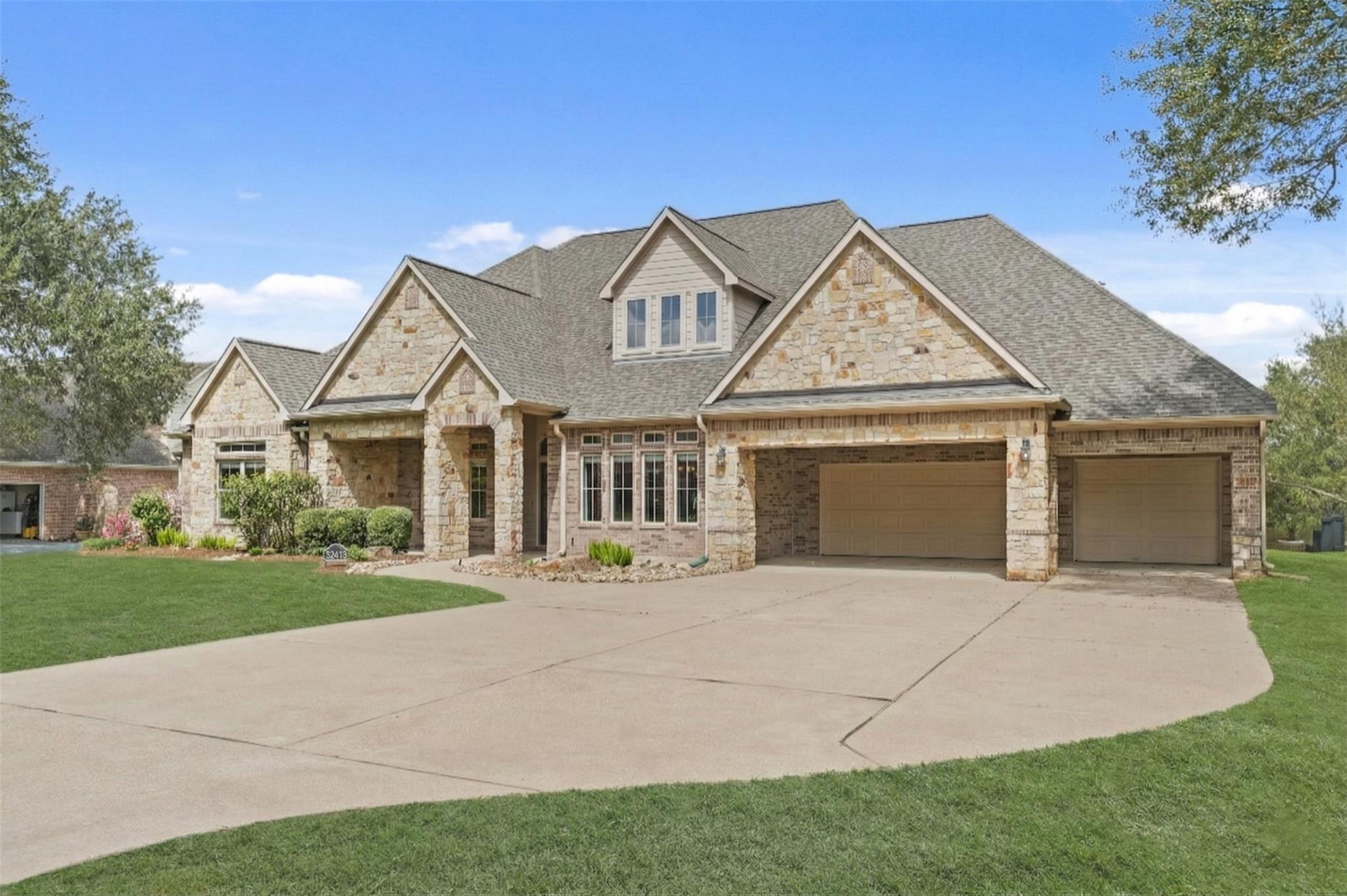 32418 Watersmeet Street