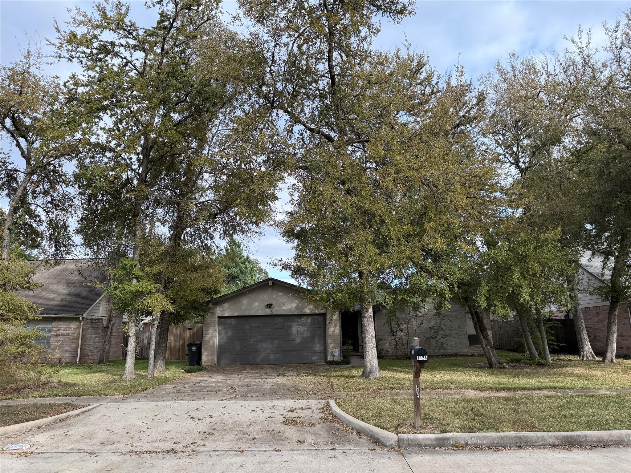 1126 Pinecroft Drive