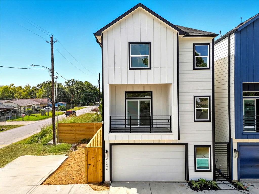 Photo of 4749 Wilmington Street #C, Houston, TX 77033 (MLS # 33116264)