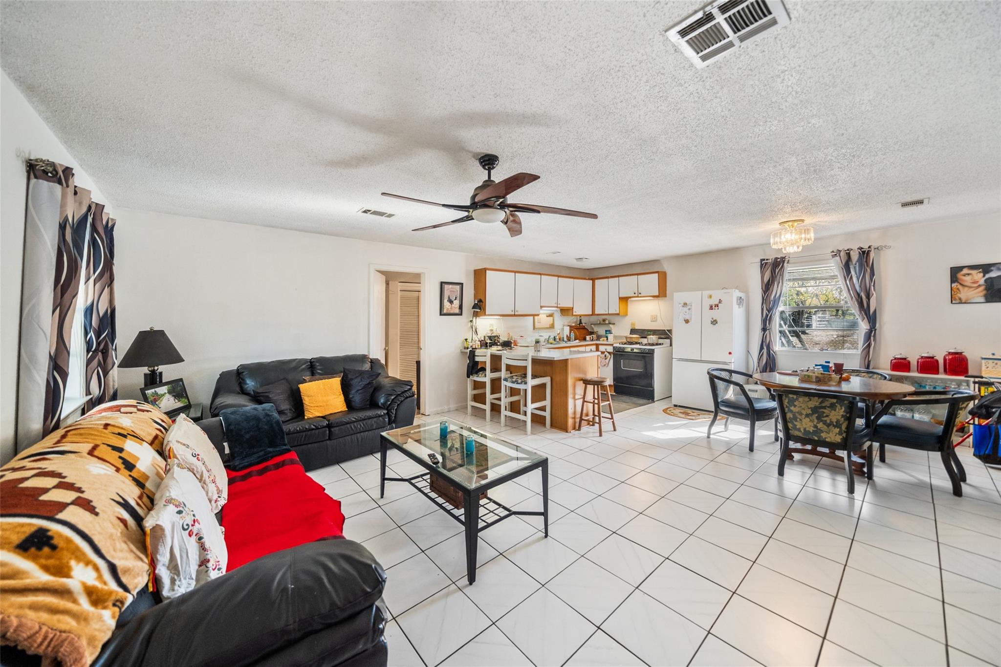 1227 Ave L
