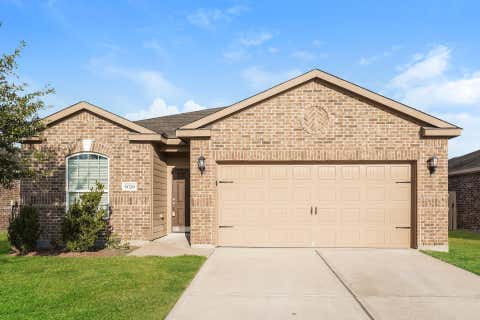 Photo of 5026 Manor Stone Lane, Richmond, TX 77469 (MLS # 81113040)