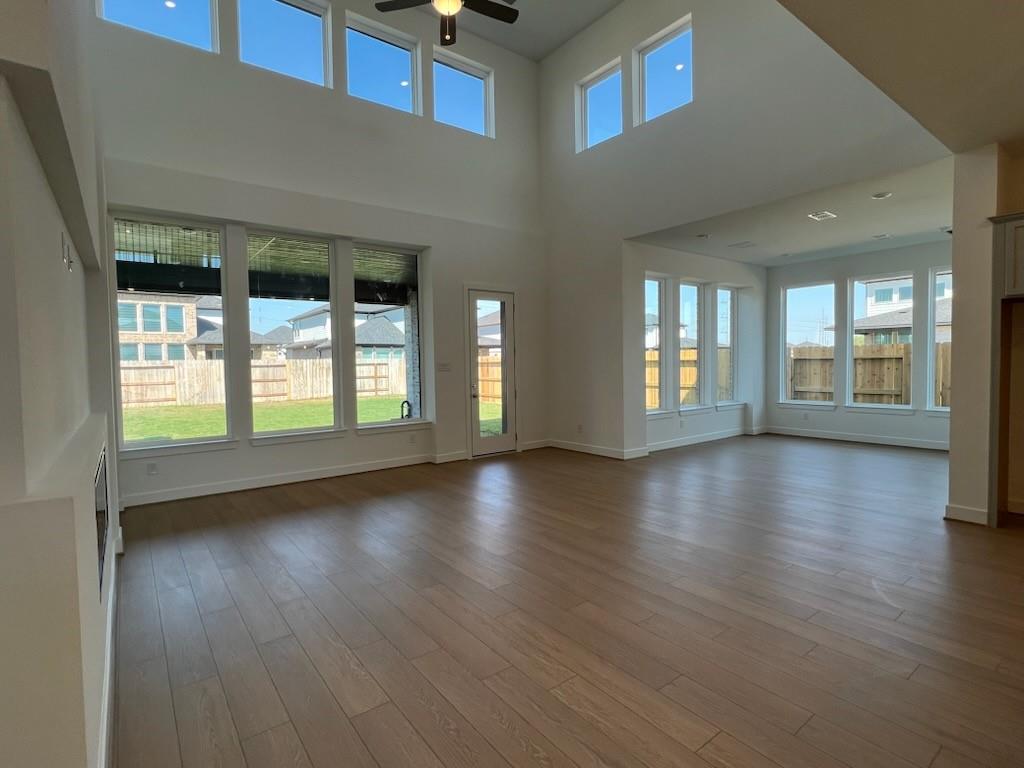 21734 Emerton Crescent Way