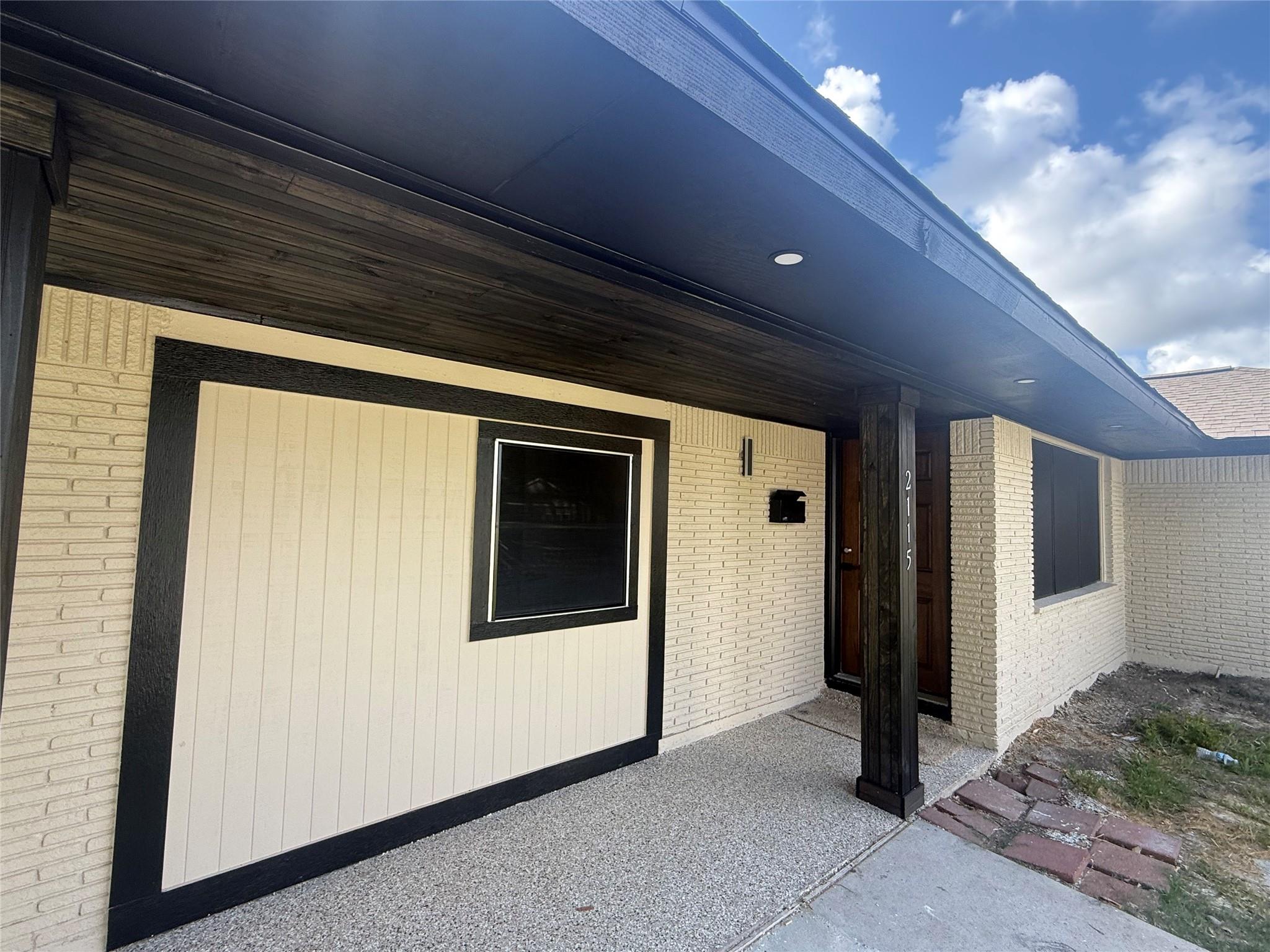2115 Dewberry Lane