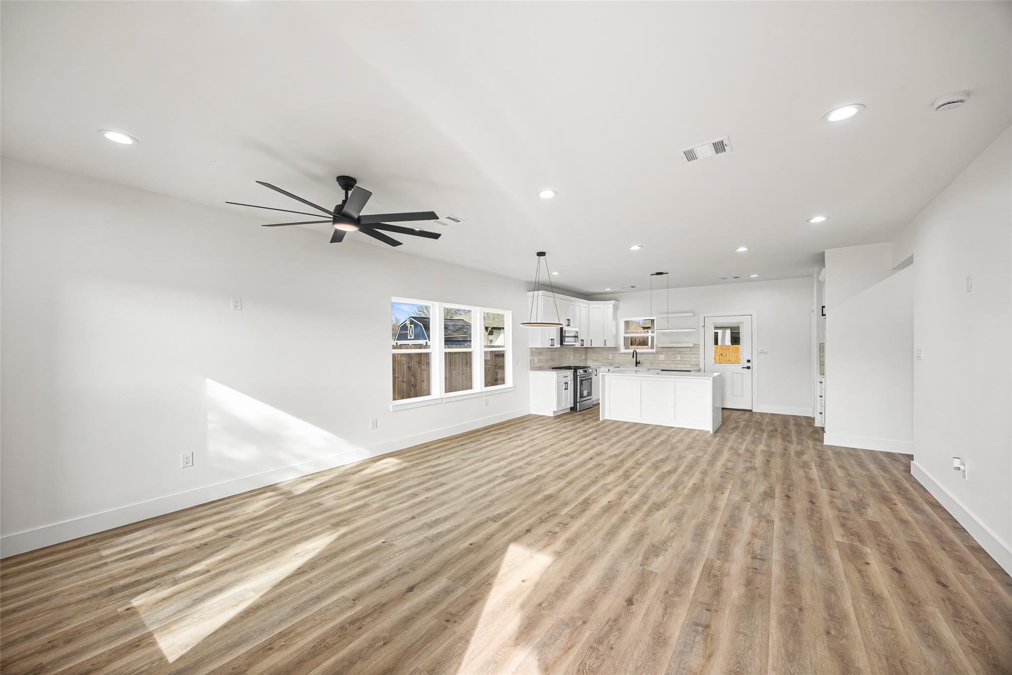 1807 Waco Street