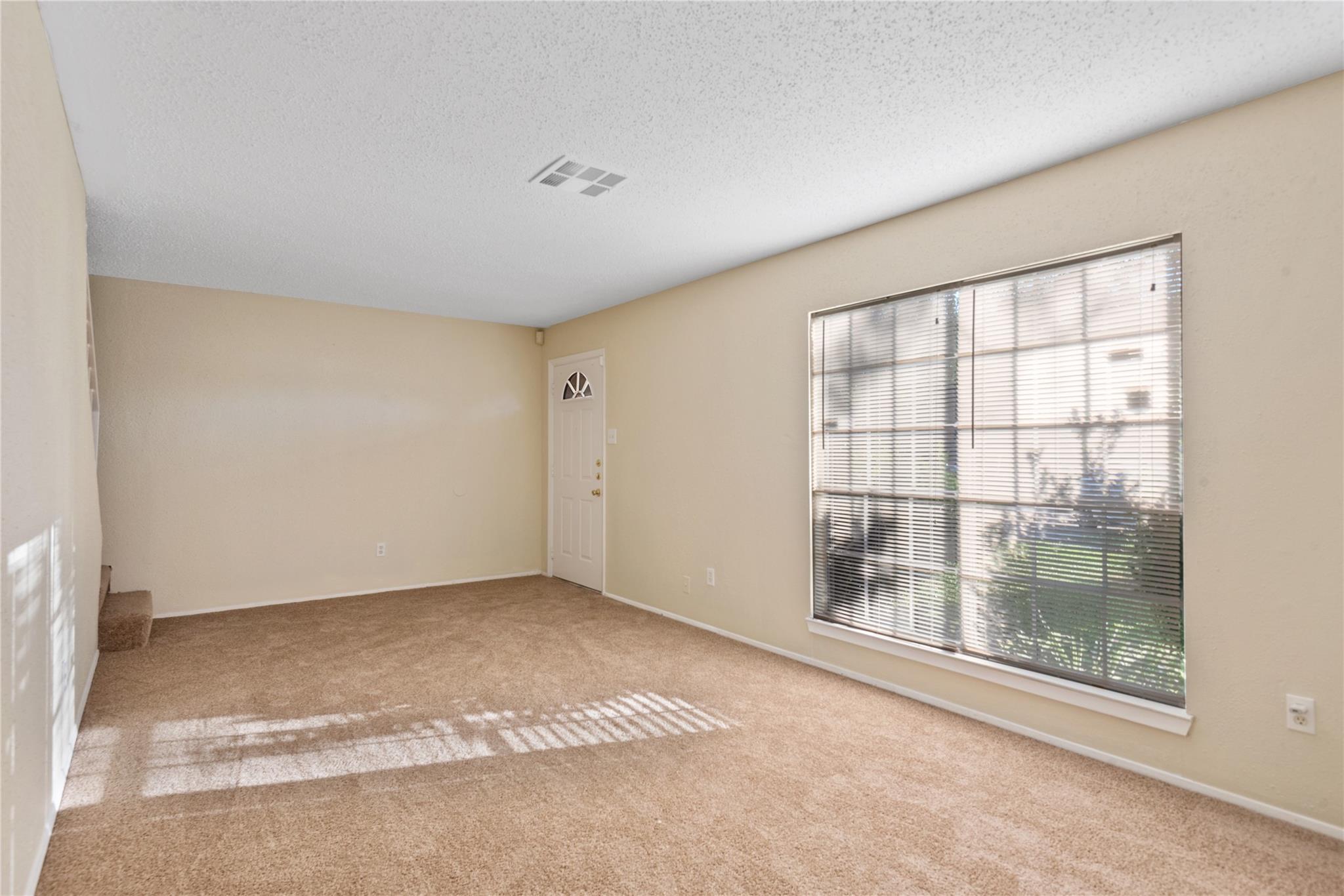 6807 Zapata Drive