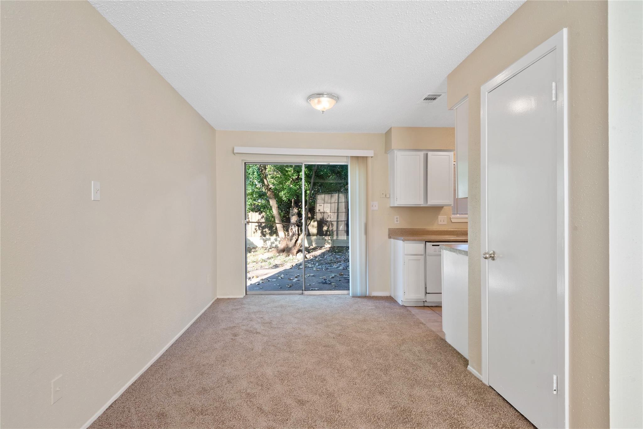6807 Zapata Drive