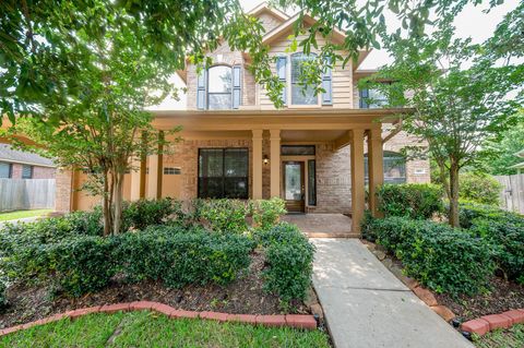 Photo of 602 Coggins Point Way, Sugar Land, TX 77479 (MLS # 92663780)