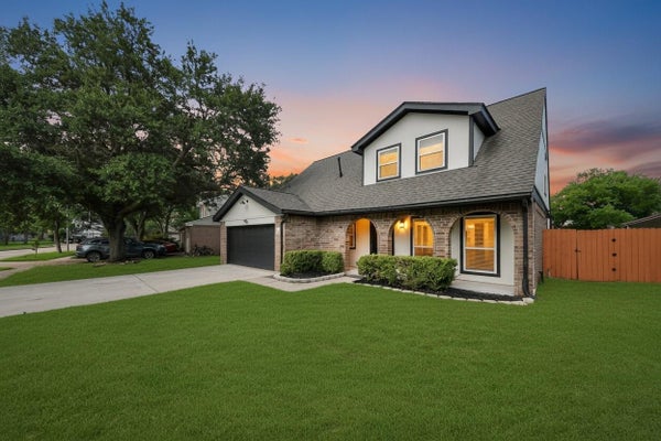 3234 PEBBLE LAKE DR, SUGAR LAND, TX 77479 - Image f2c09d5a32e763bb3935a4f5985eba42/452556734