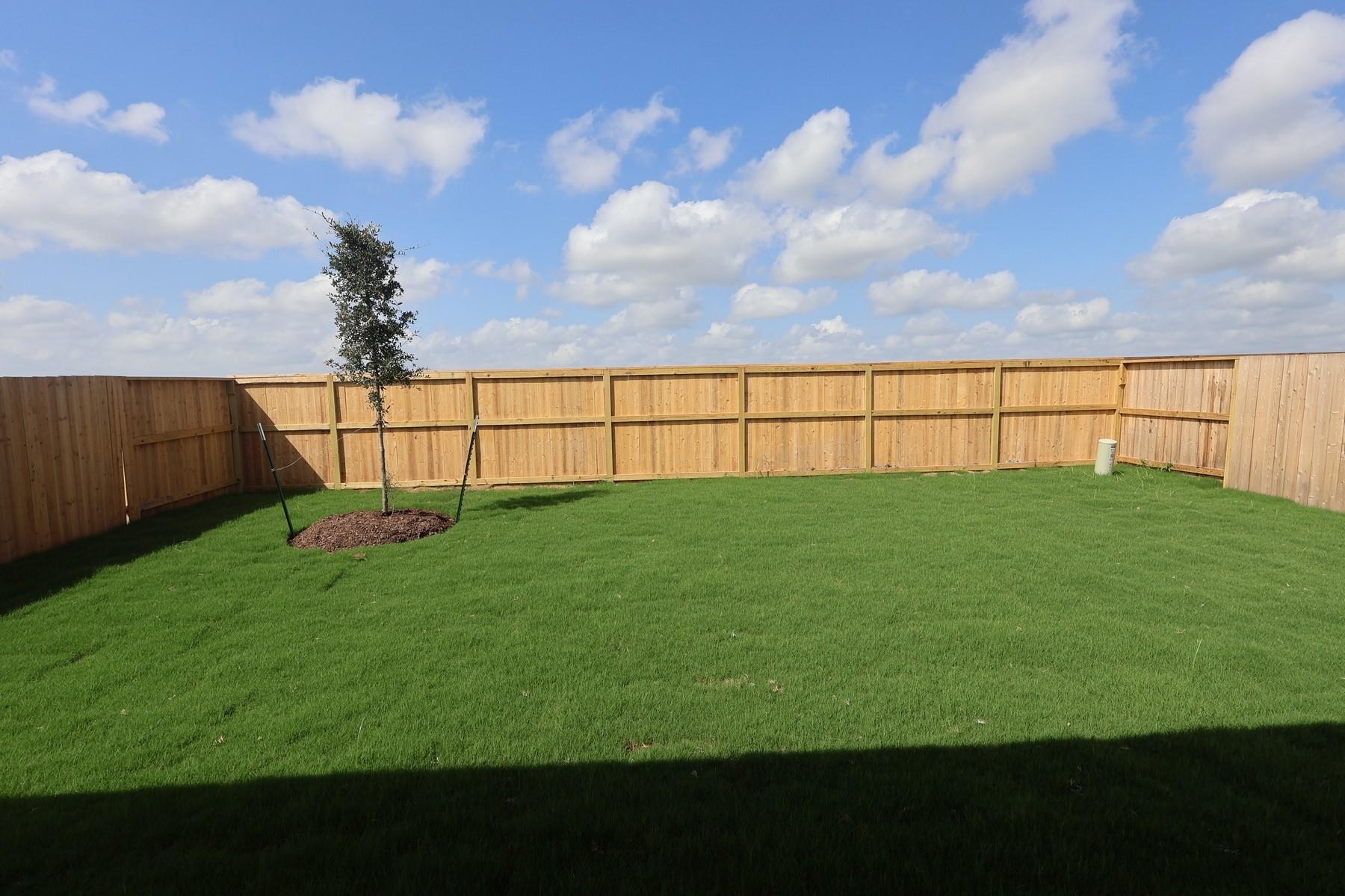 8935 Gray Fox Trail