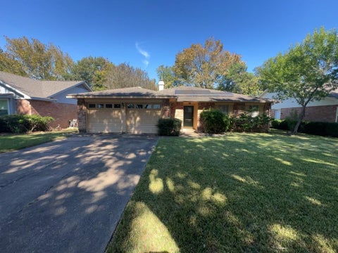 Photo of 3107 Jenny Drive, Sugar Land, TX 77479 (MLS # 20914745)