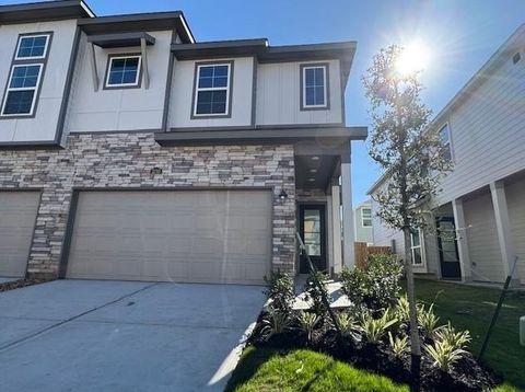 Photo of 2210 Via Isa Lane, Houston, TX 77051 (MLS # 95045901)