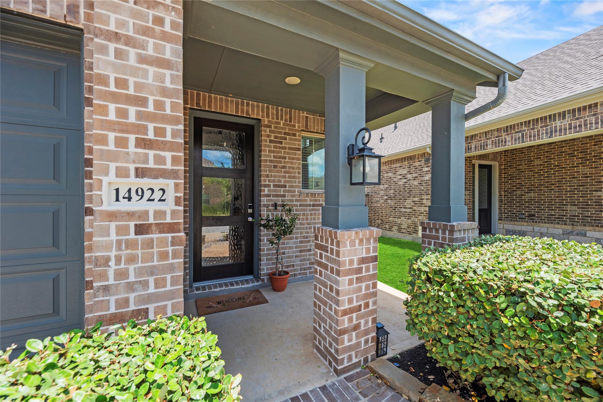 14922 Mossycup Spur Way