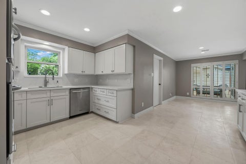 Tiny photo for 7730 Twin Hills Drive, Houston, TX 77071 (MLS # 86639904)