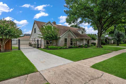 Tiny photo for 7730 Twin Hills Drive, Houston, TX 77071 (MLS # 86639904)