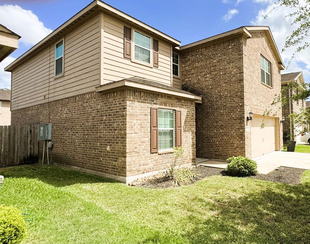 Photo of 9427 Ruby Mist Drive, Rosharon, TX 77583 (MLS # 45165205)