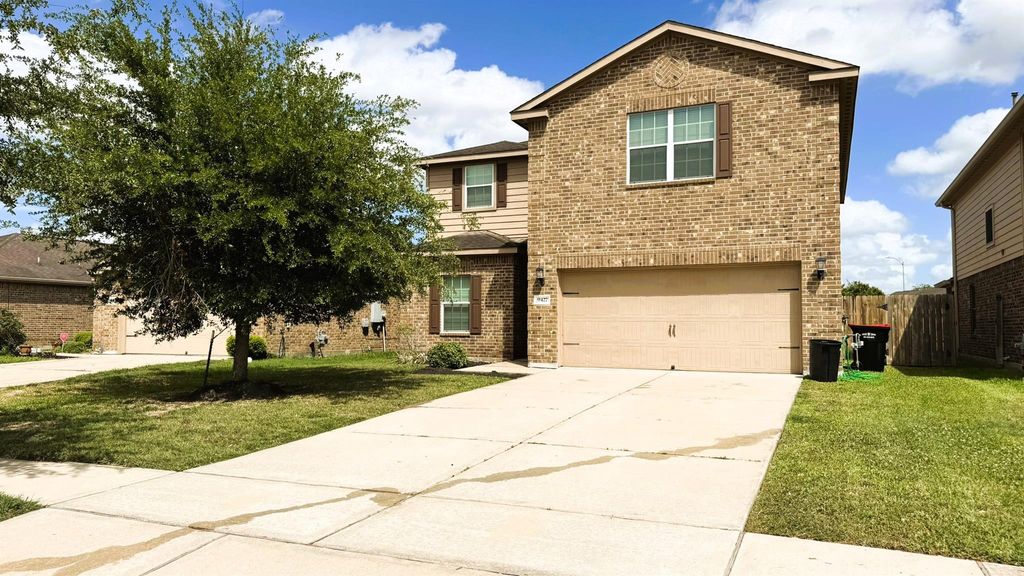 Photo of 9427 Ruby Mist Drive, Rosharon, TX 77583 (MLS # 45165205)