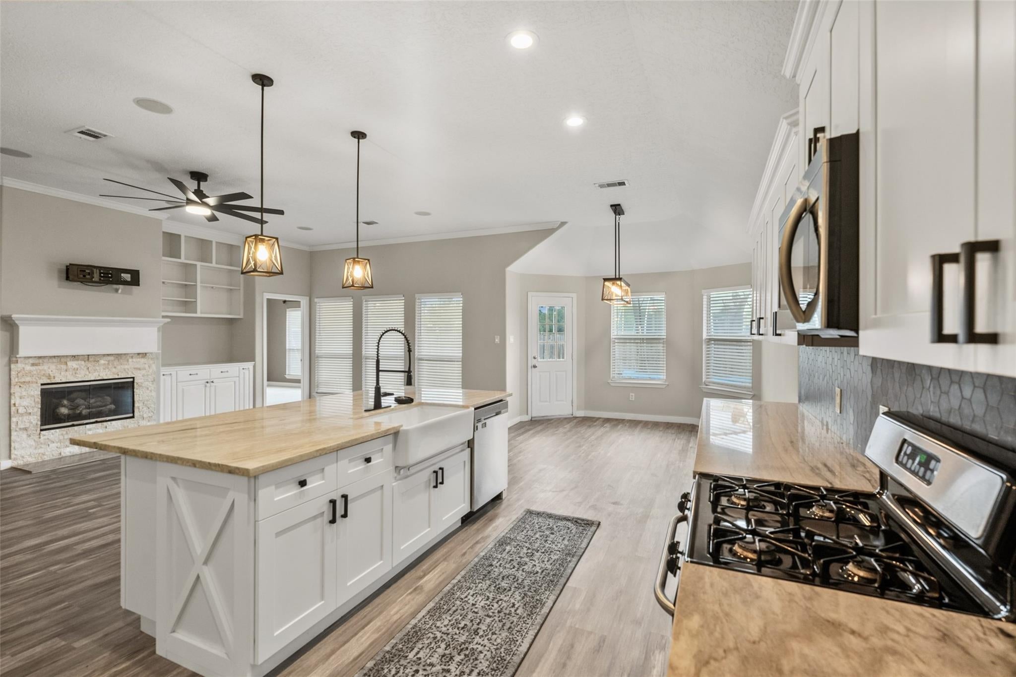 2435 Soledad Ridge Drive