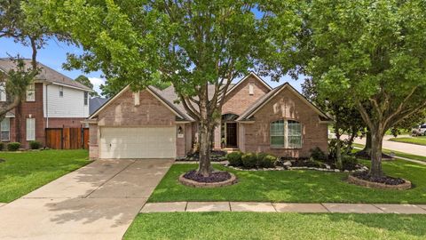 Homes For Sale - 15834 Red Hill Trail<br/> Houston, TX 77095