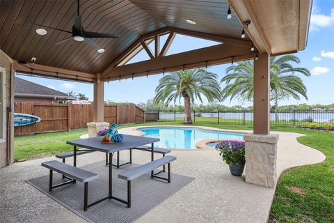 Photo of 3288 Gladewater Lane, League City, TX 77573 (MLS # 30089383)