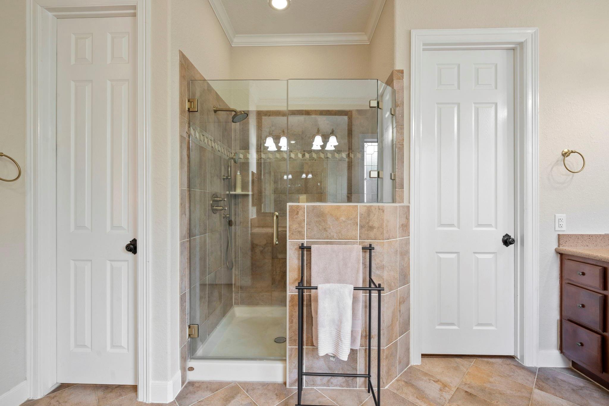 Spring, Texas 77382, United States, 4 Bedrooms Bedrooms, ,4 BathroomsBathrooms,Residential,Active,219460