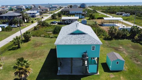 911 S Tinkle Lane Crystal Beach TX 77650