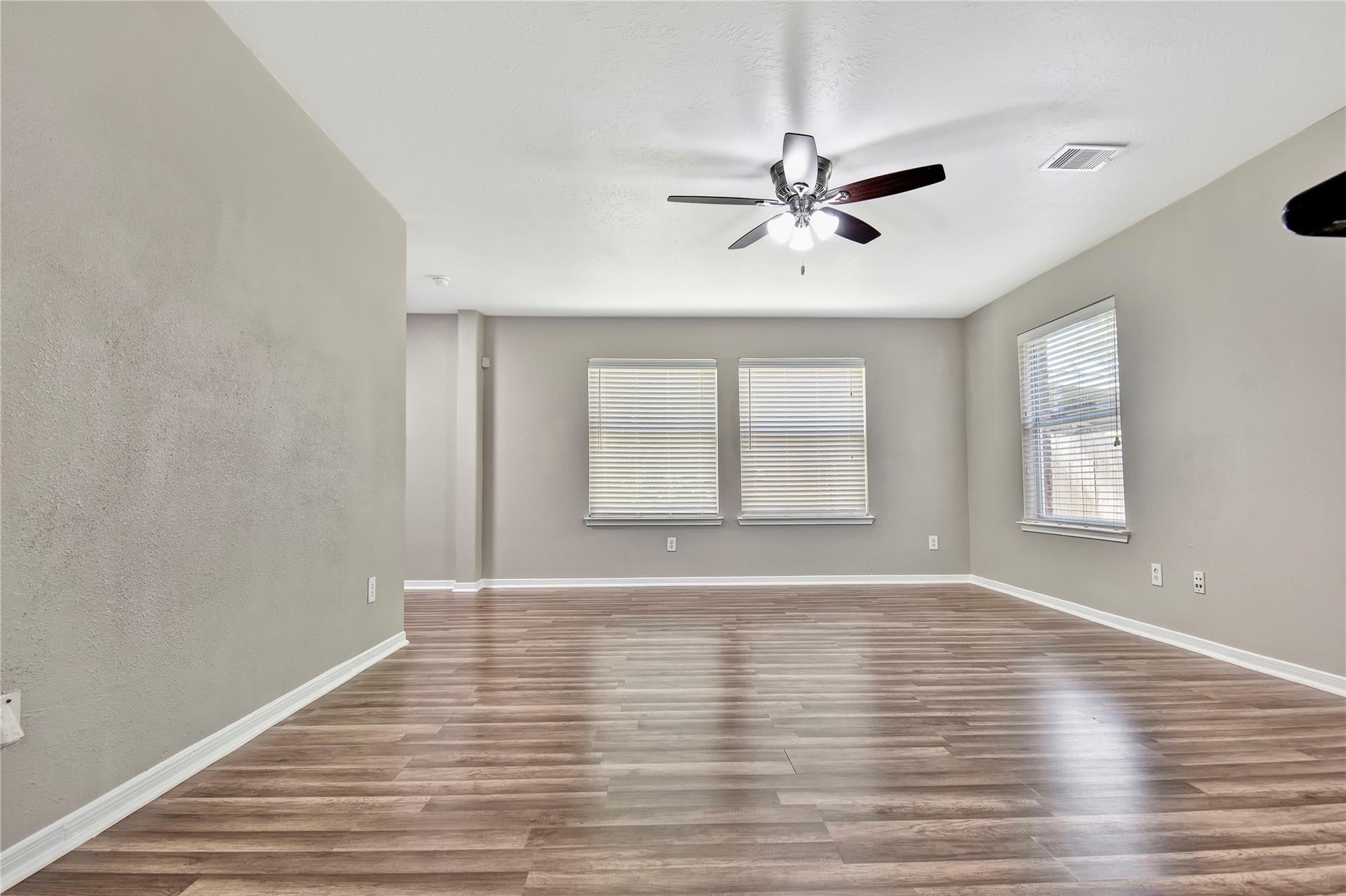 5601 Savannah Woods Lane