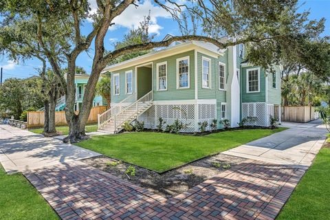Photo of 1803 27th Street, Galveston, TX 77550 (MLS # 61929987)