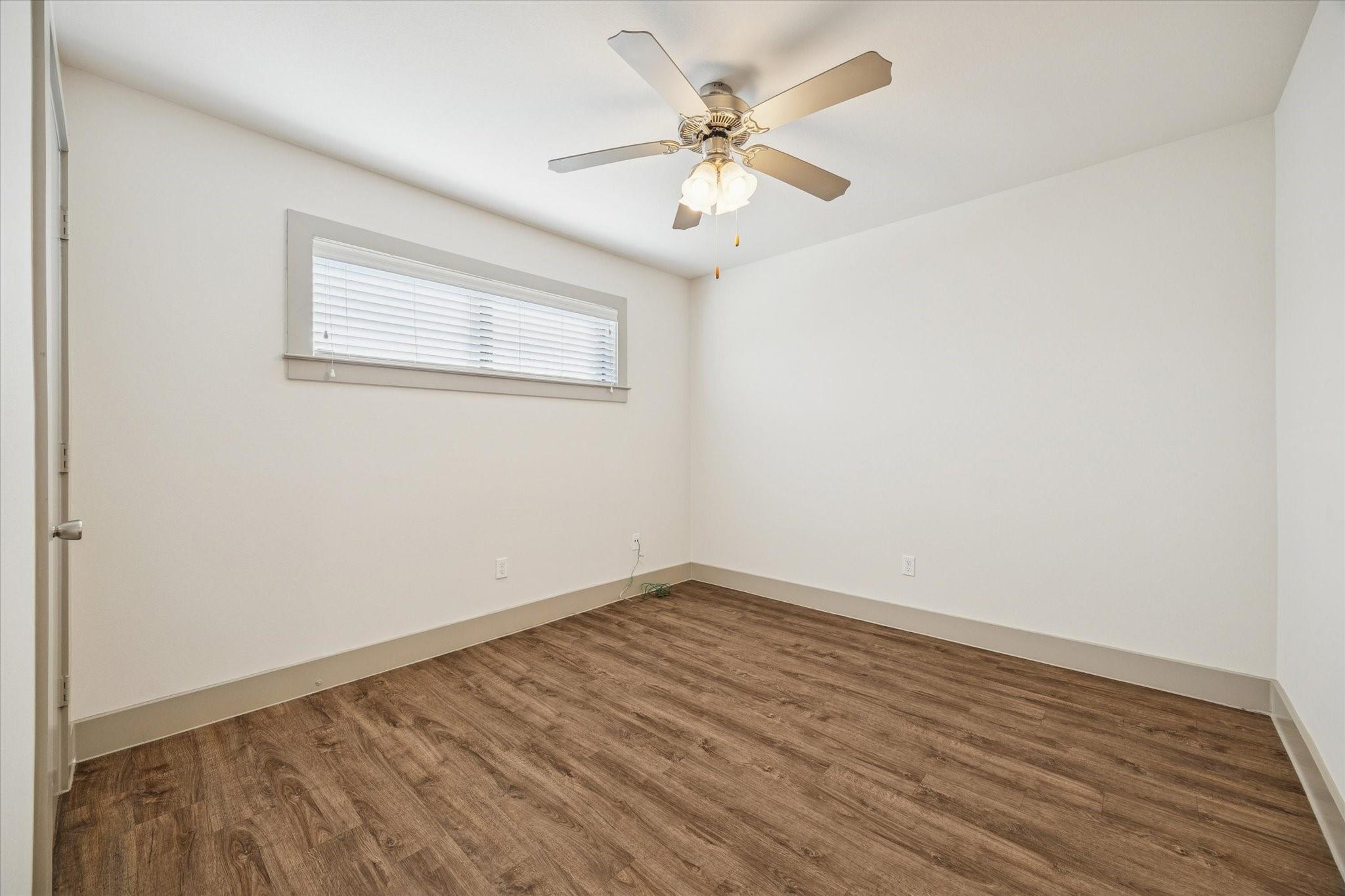 4300 Rosslyn Road 2