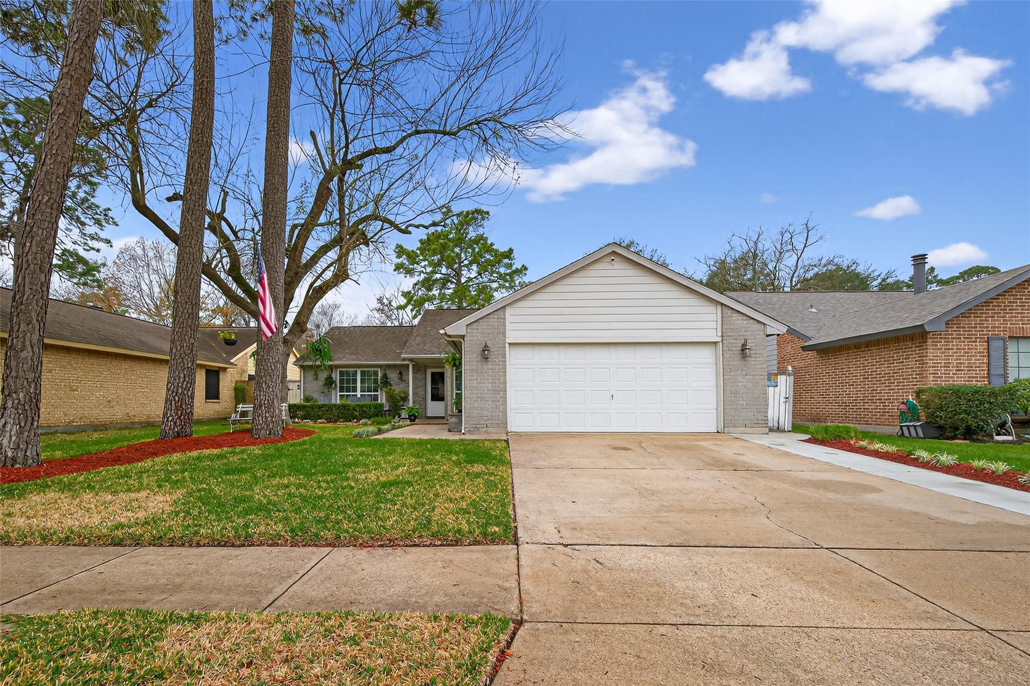 2902 Kingfisher Drive