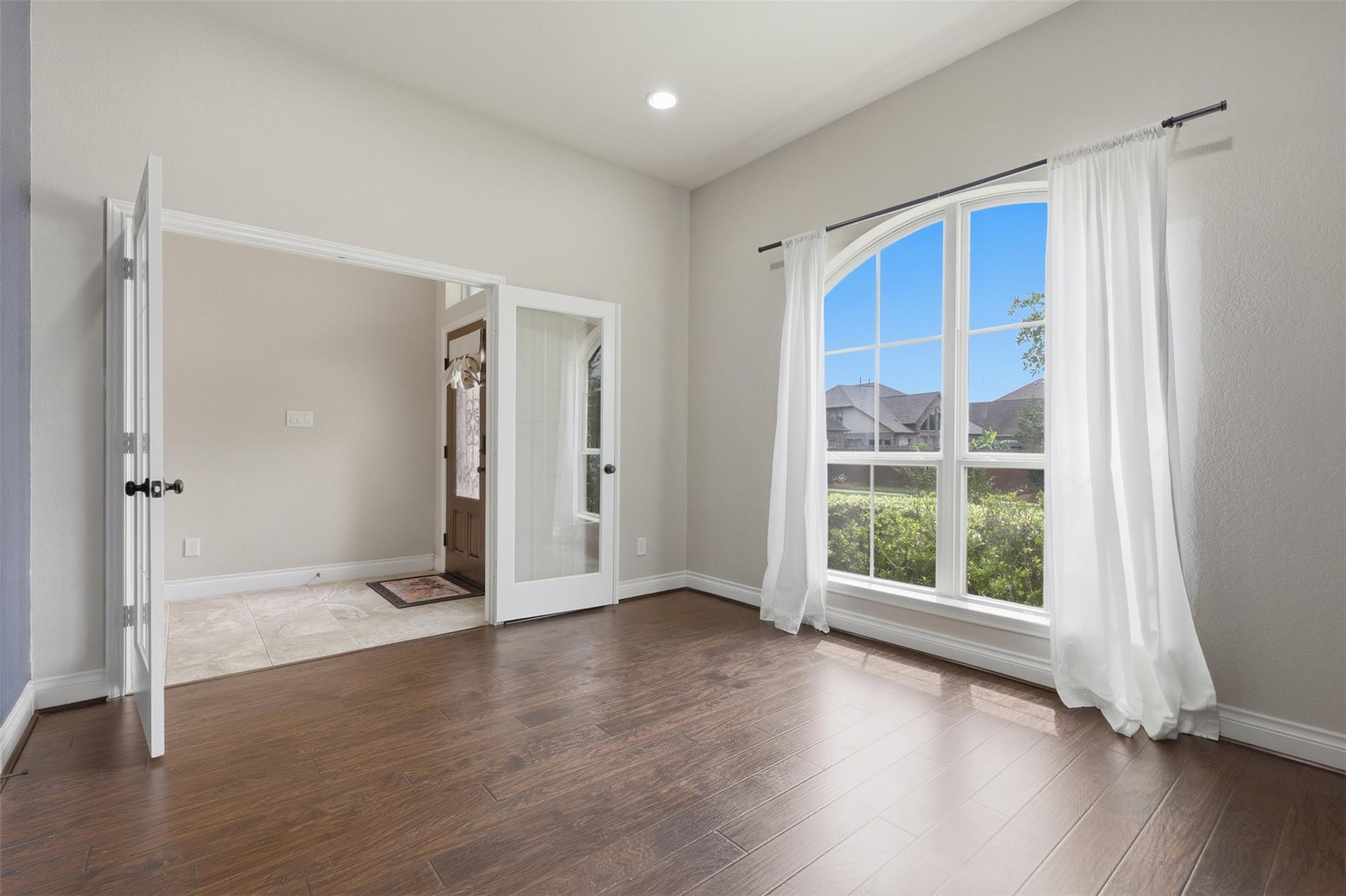 2627 River Run Road