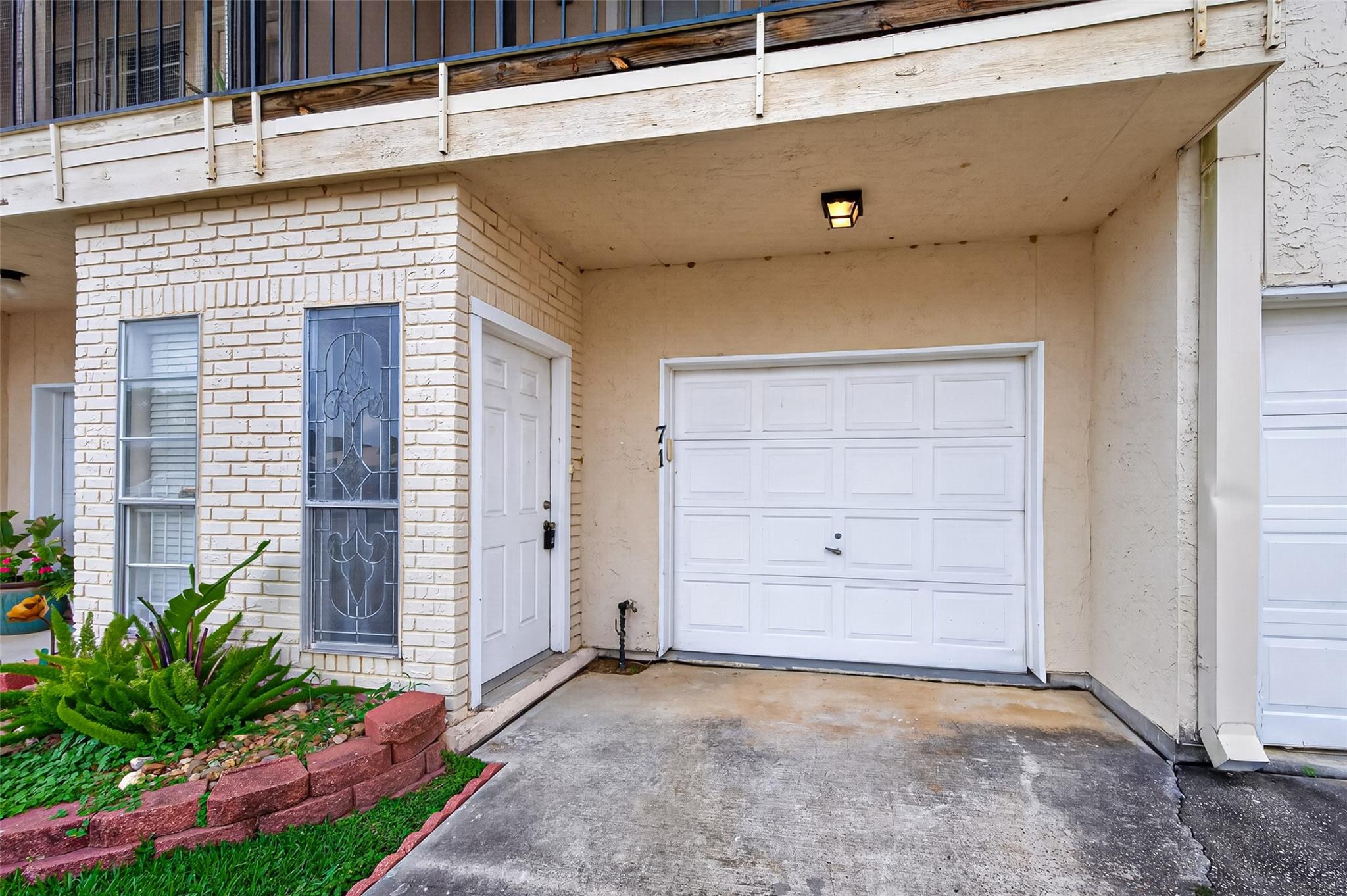 71 Regency Point